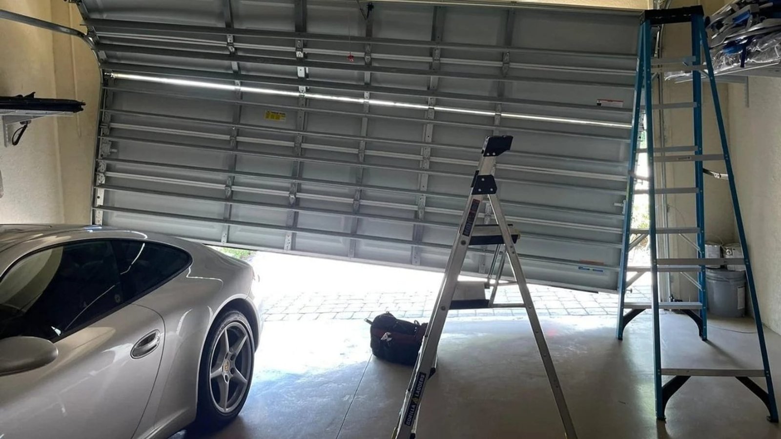 Garage door repair in Mamaroneck, NY